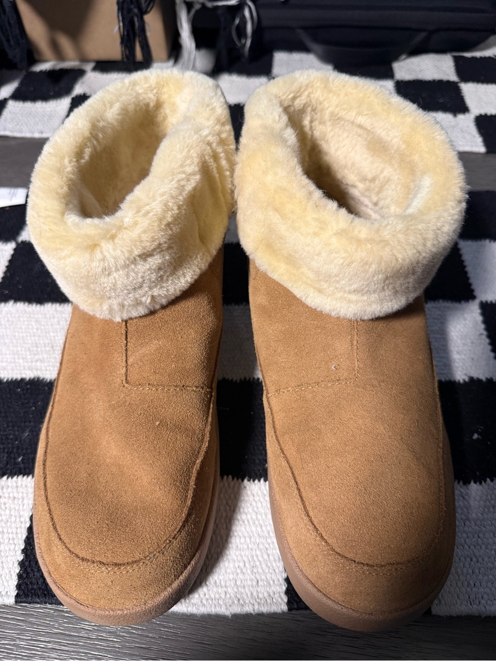 Sanuk Cozy Tan Suede Shearling Slipper Boots - Cream Lining